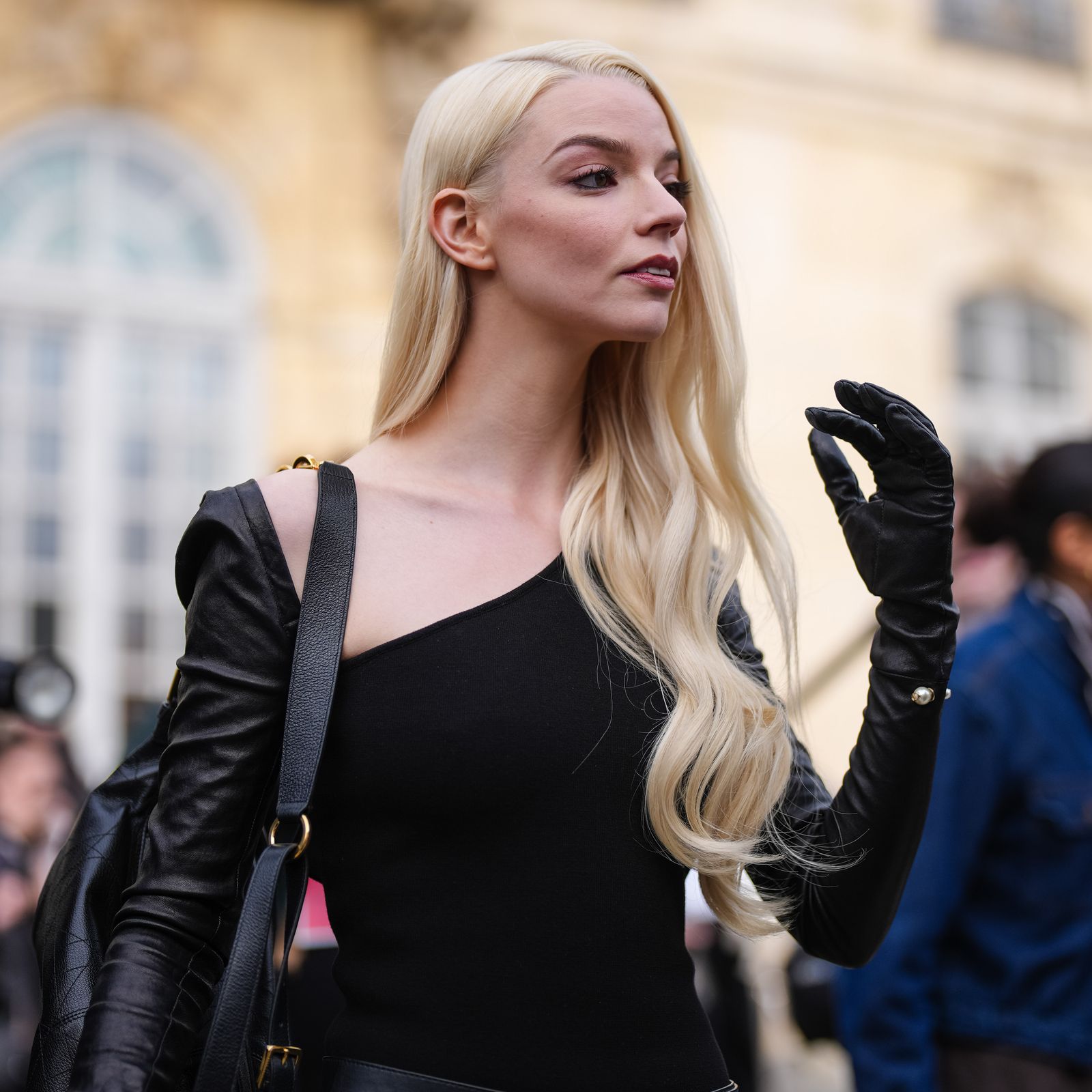 8 Habits That Make Your Hair Colour Last Much Longer