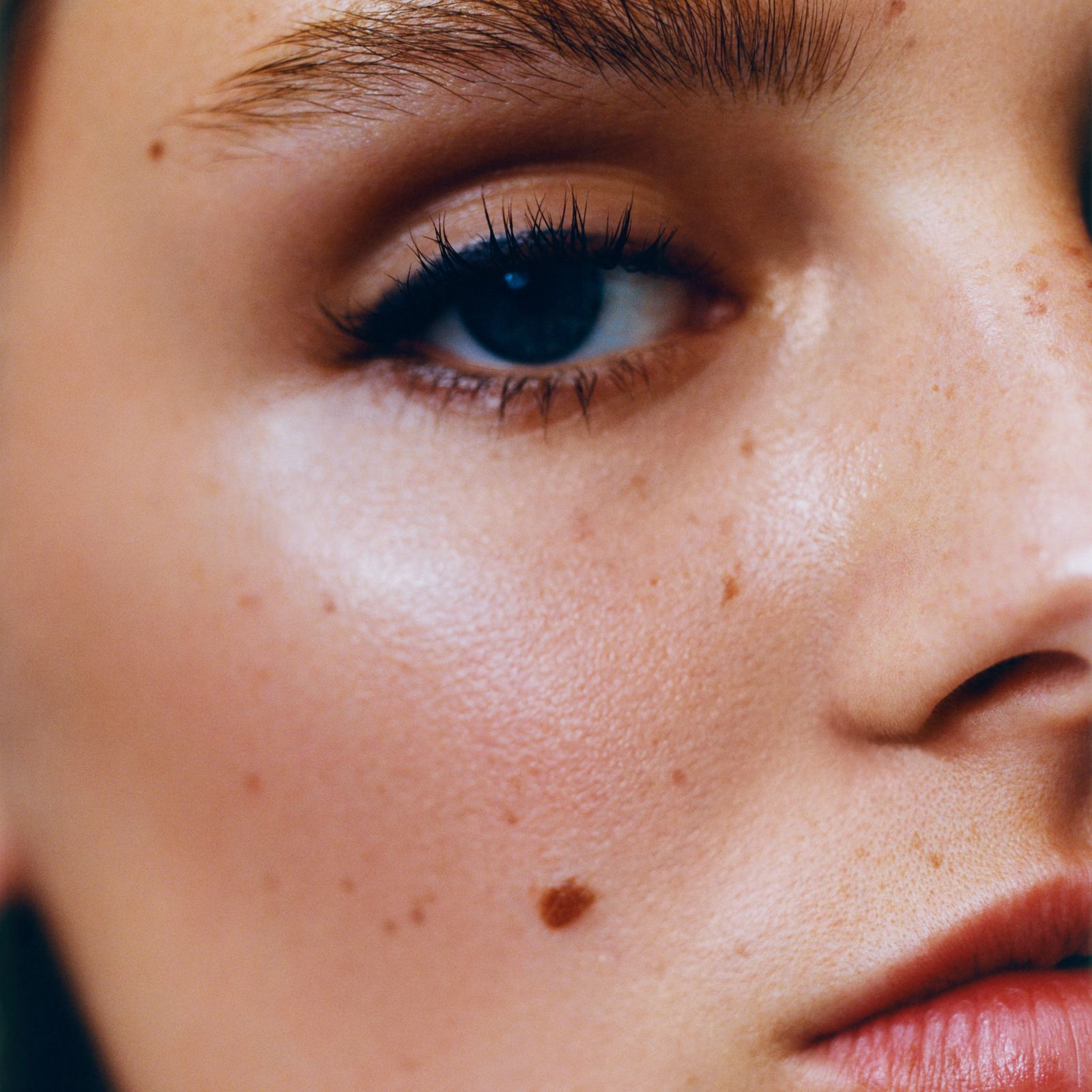 The Rise Of The New-Generation Clean Mascara